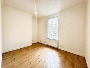 Fountain Court- click for photo gallery
